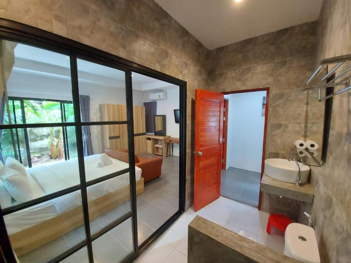 Malinee Resort Bang Tao Beach  Exterior photo