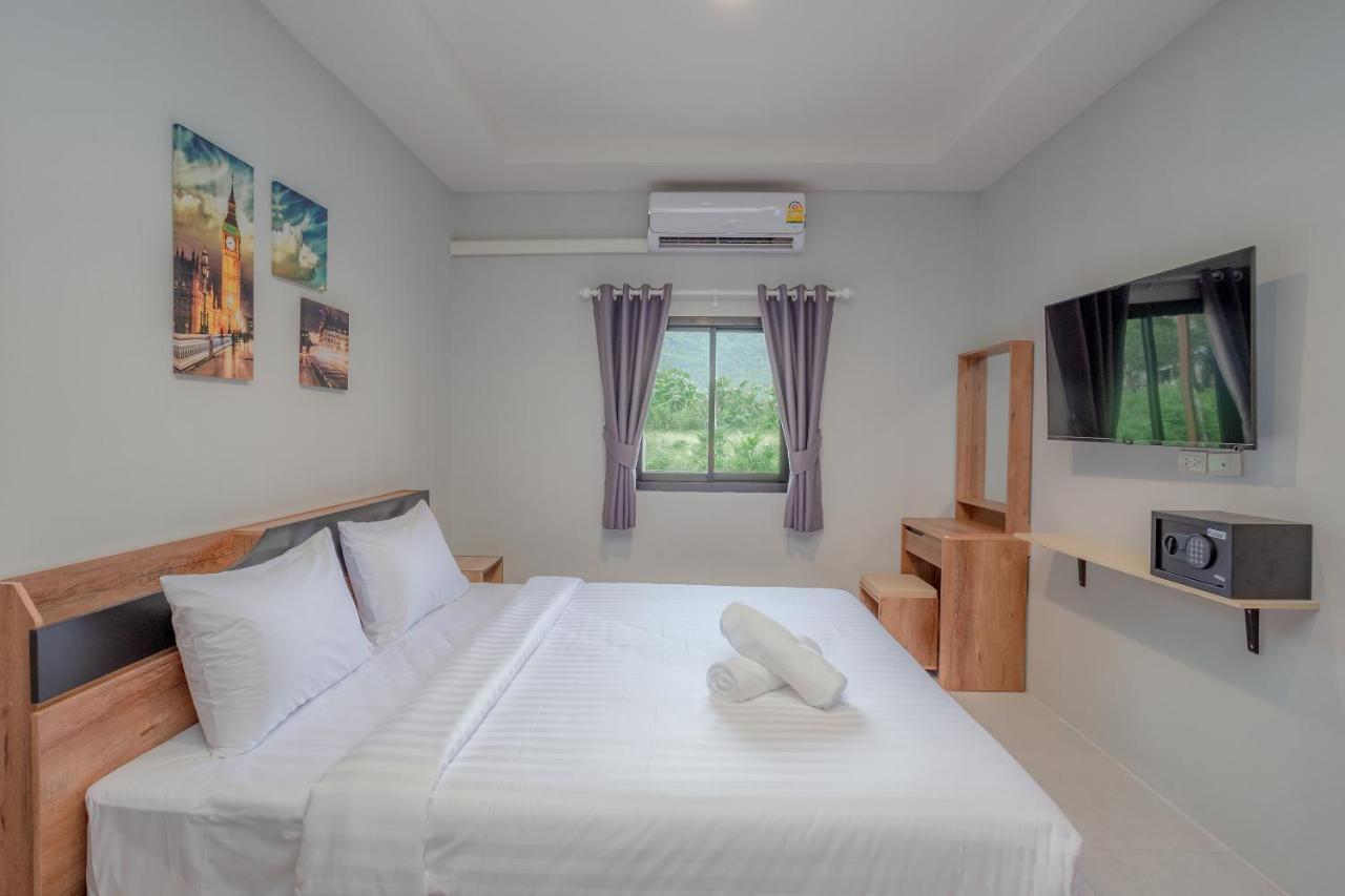 Malinee Resort Bang Tao Beach  Exterior photo